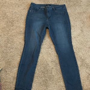 Womens size 16 D-Jeans ankle skinny jeans